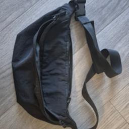 Lightweight Black Sling Bag