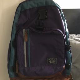 Free Aizim Backpack – Gently Used, Still in Great Condition
